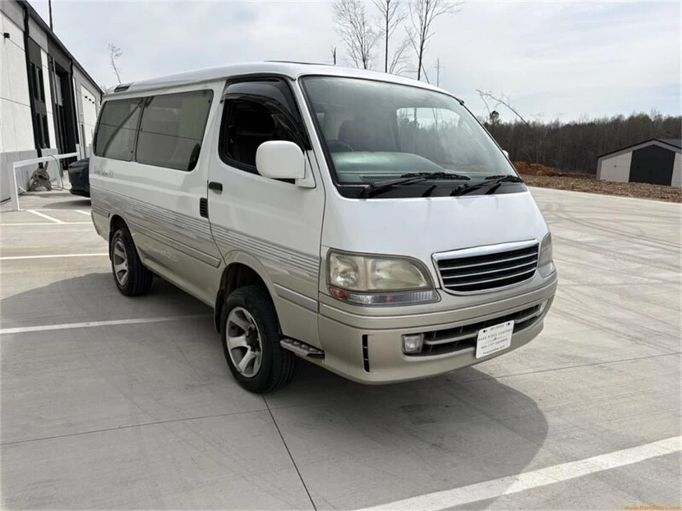1997 Toyota - Image 2 of 31