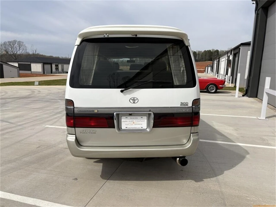 1997 Toyota - Image 11 of 31