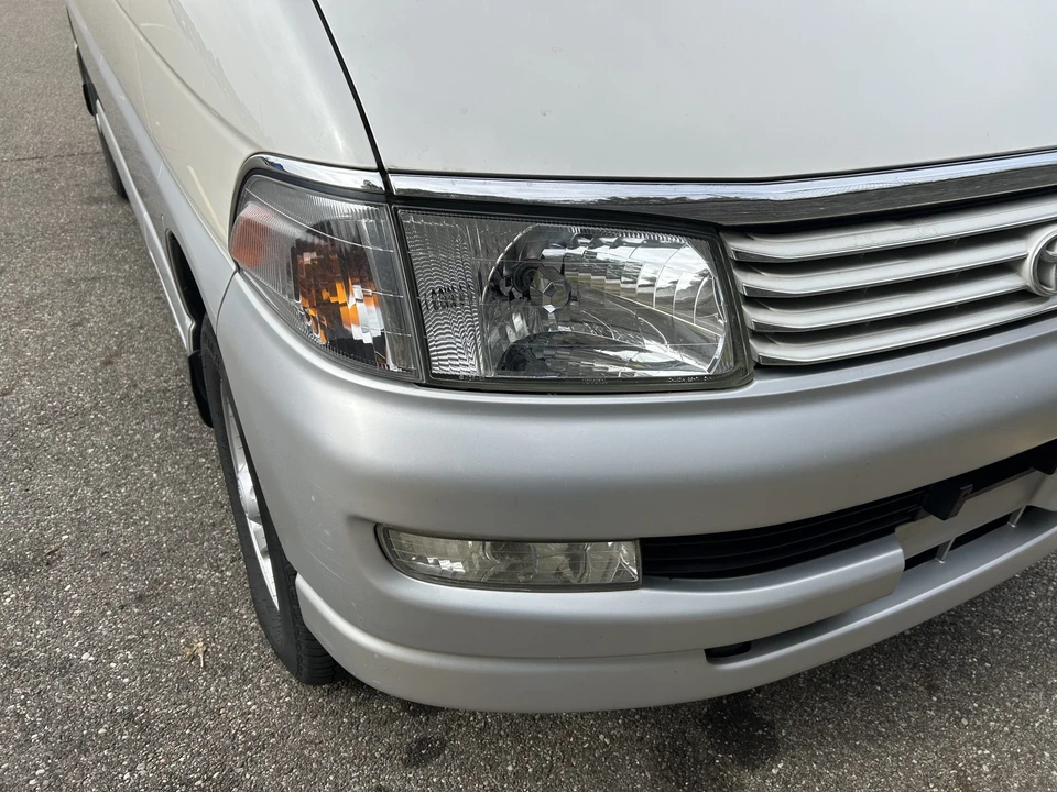 1997 Toyota HiAce 4th Gen - Image 23 of 31