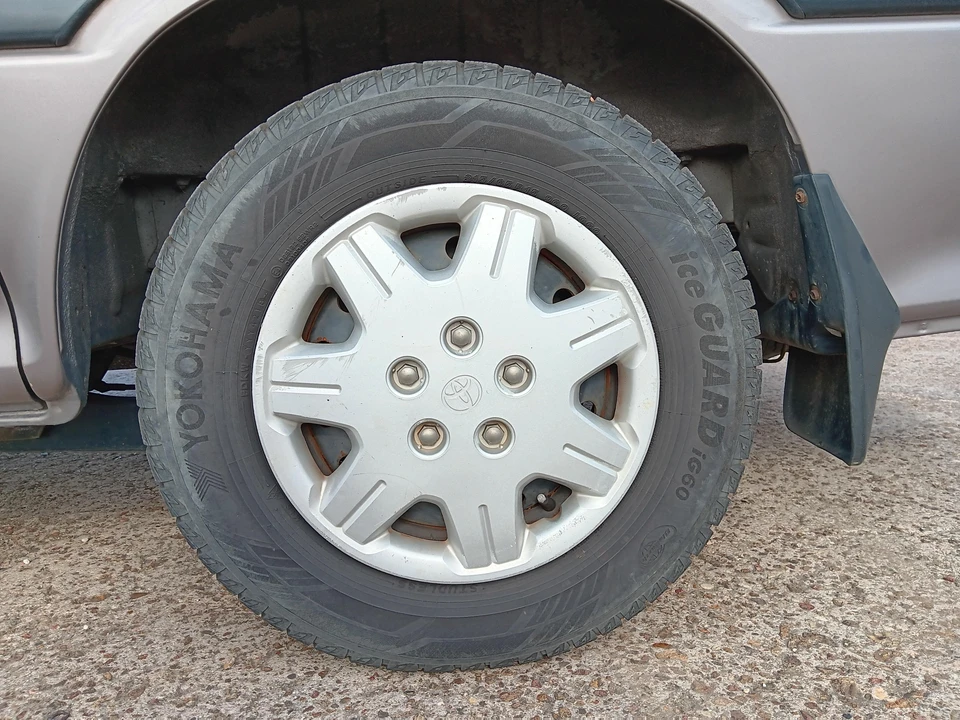 1997 Toyota HiAce 4th Gen - Image 23 of 31