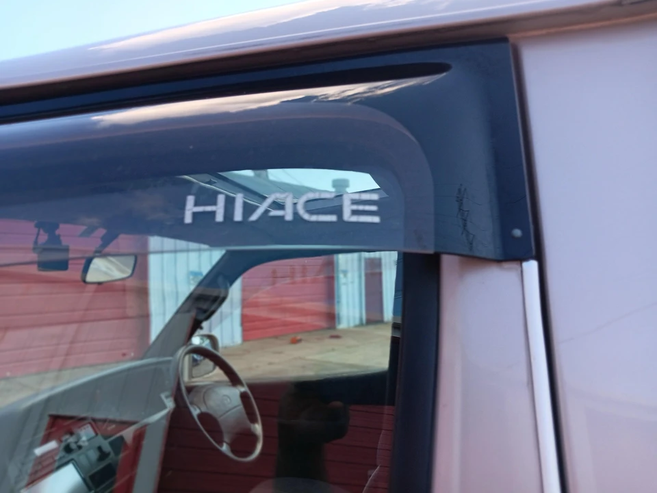 1997 Toyota HiAce 4th Gen - Image 19 of 31