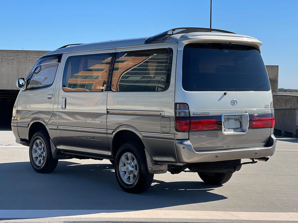 1997 Toyota HiAce 4th Gen - Image 7 of 8