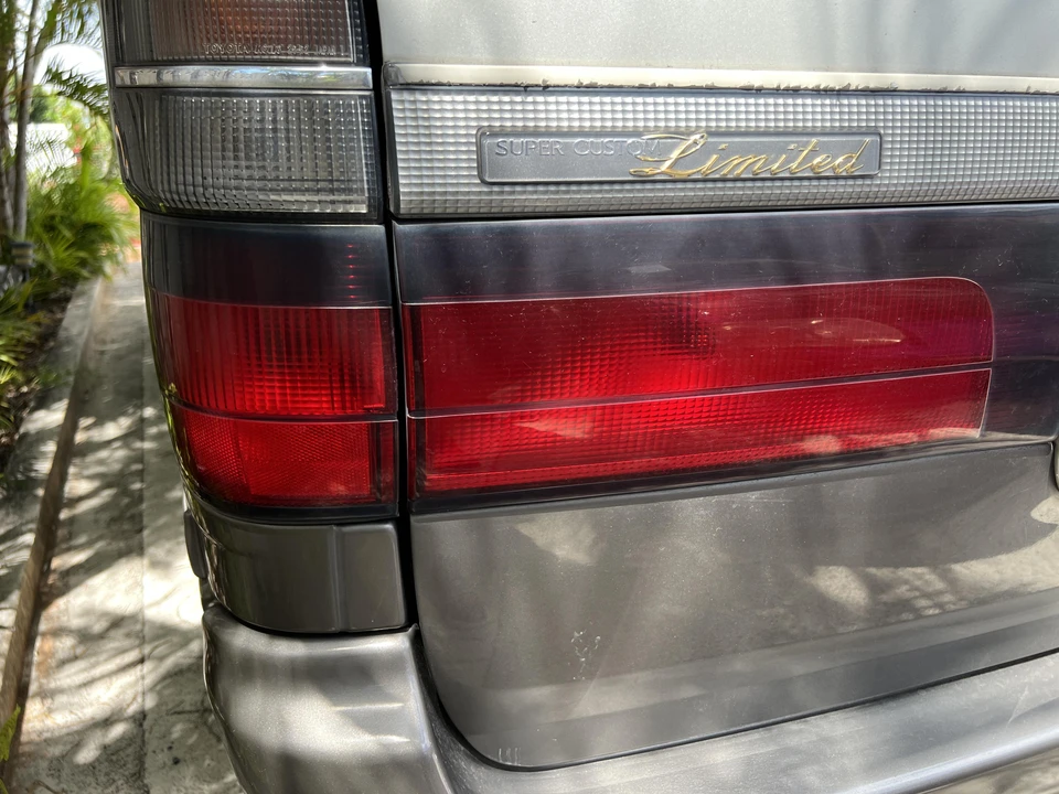 1997 Toyota HiAce 4th Gen - Image 17 of 31