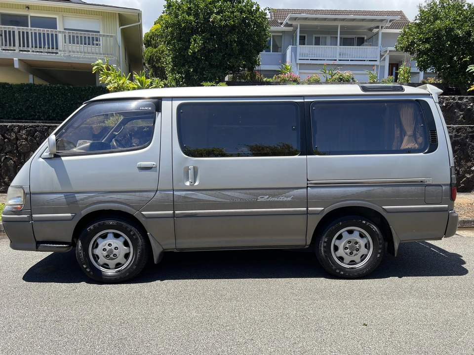 1997 Toyota HiAce 4th Gen - Image 7 of 31