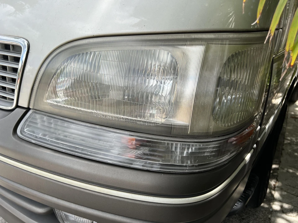 1997 Toyota HiAce 4th Gen - Image 14 of 31