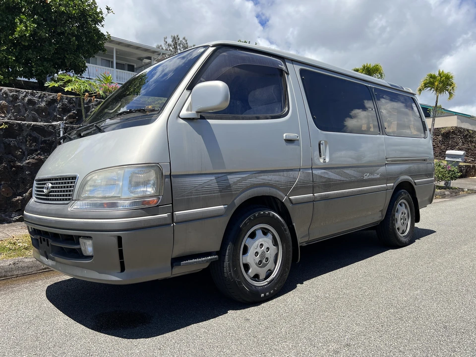 1997 Toyota HiAce 4th Gen - Image 6 of 31