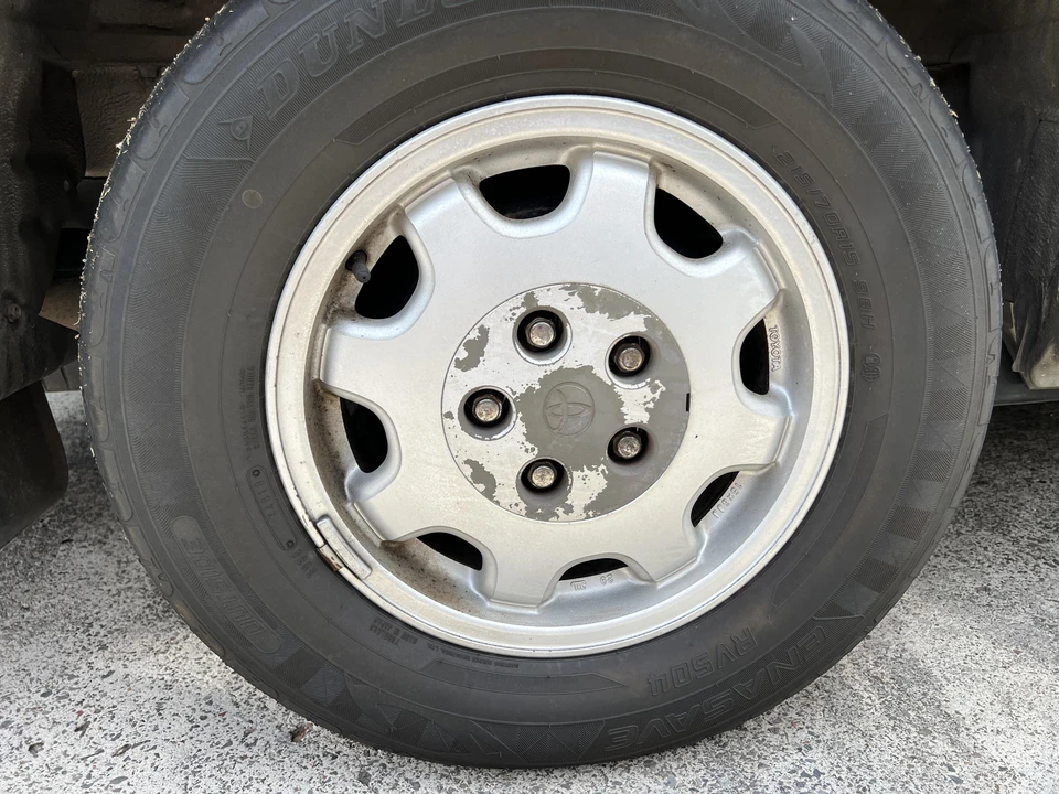 1997 Toyota HiAce 4th Gen - Image 24 of 31