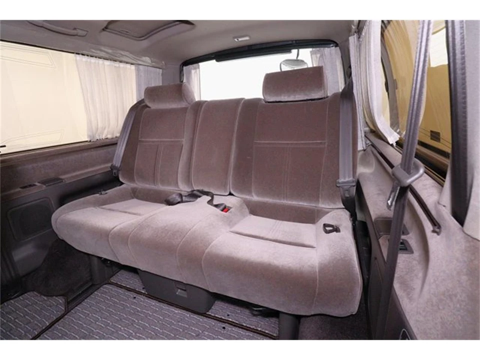 1997 Toyota HiAce 4th Gen - Image 19 of 31