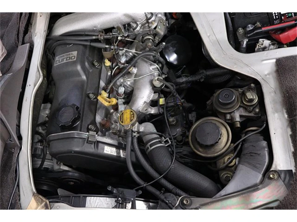 1997 Toyota HiAce 4th Gen - Image 24 of 31