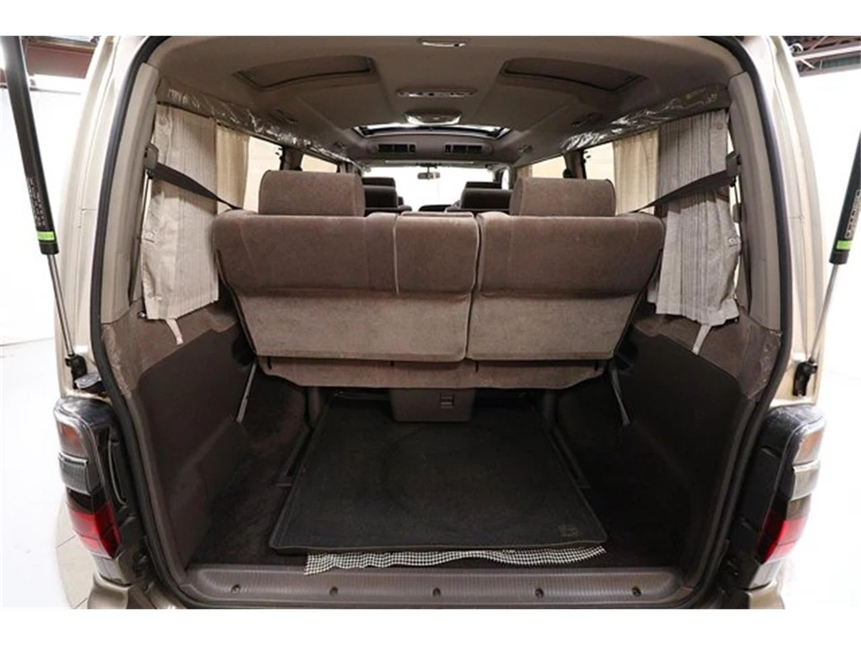 1997 Toyota HiAce 4th Gen - Image 26 of 31
