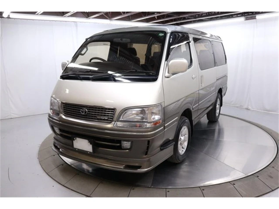 1997 Toyota HiAce 4th Gen - Image 3 of 31