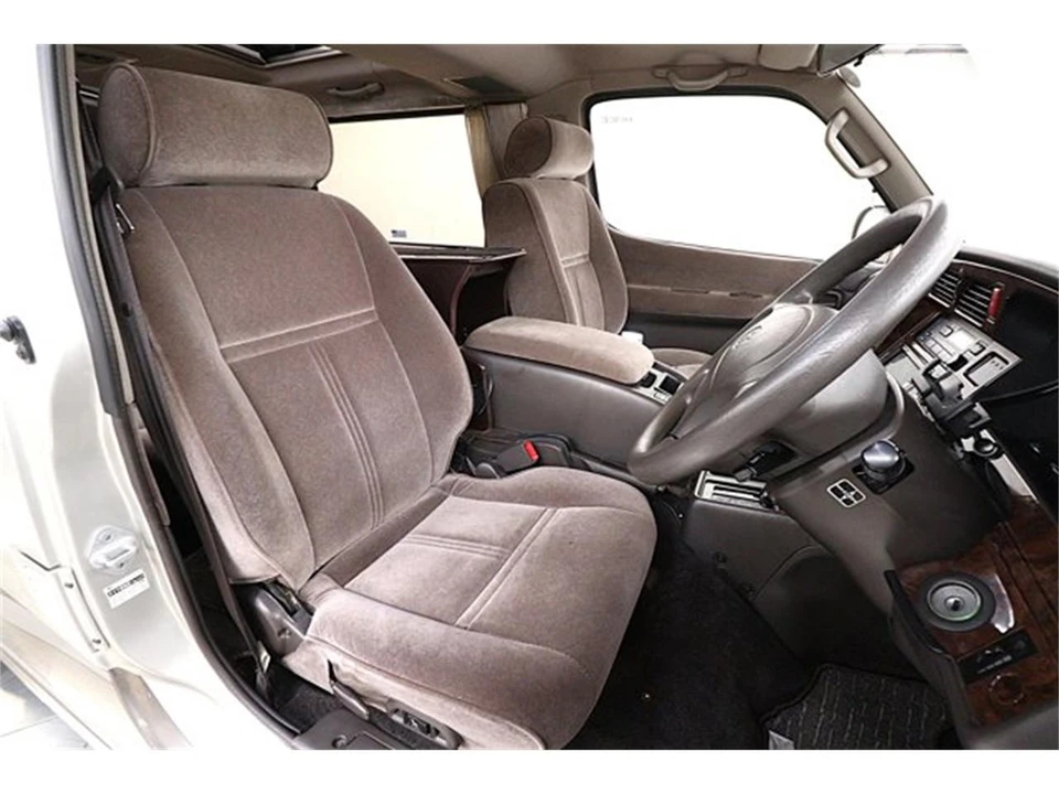 1997 Toyota HiAce 4th Gen - Image 16 of 31