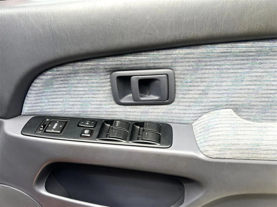 1997 Toyota Hilux 5th Gen - Image 21 of 31