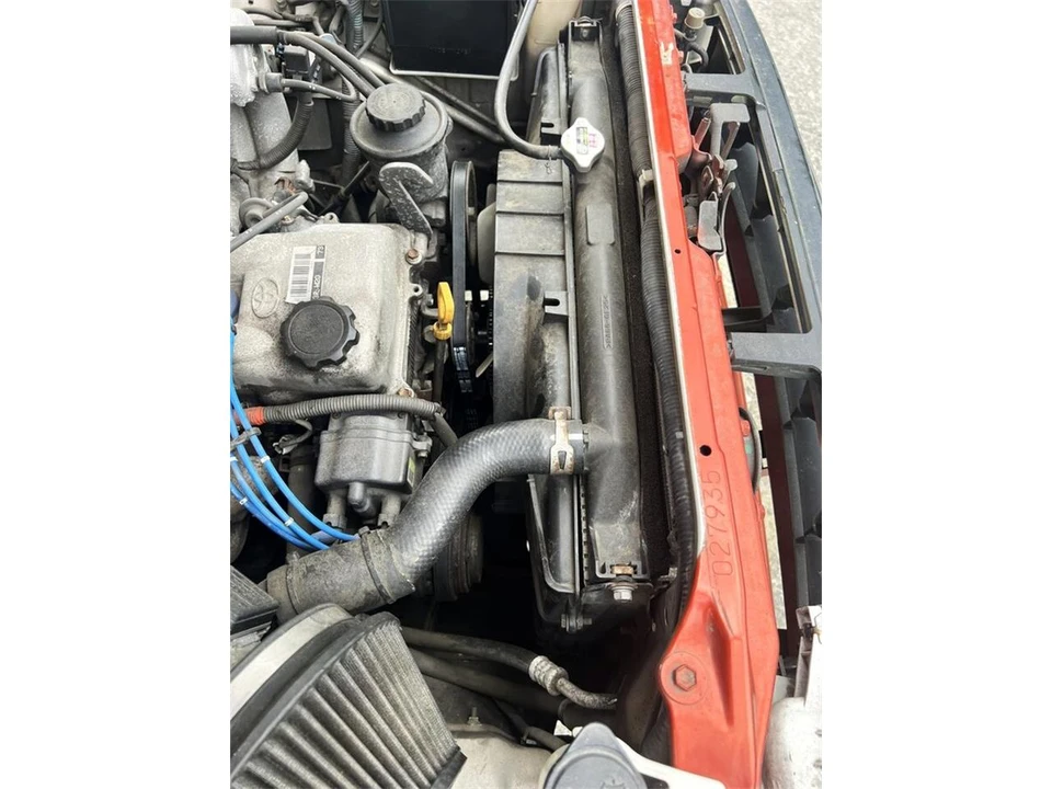 1997 Toyota Hilux 5th Gen - Image 13 of 31
