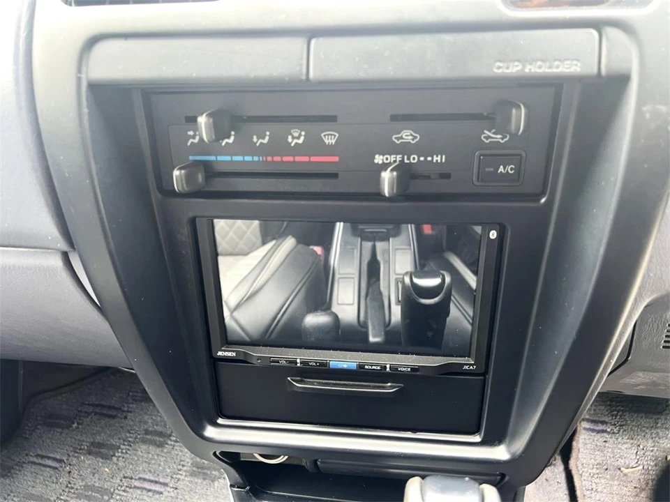 1997 Toyota Hilux 5th Gen - Image 30 of 31