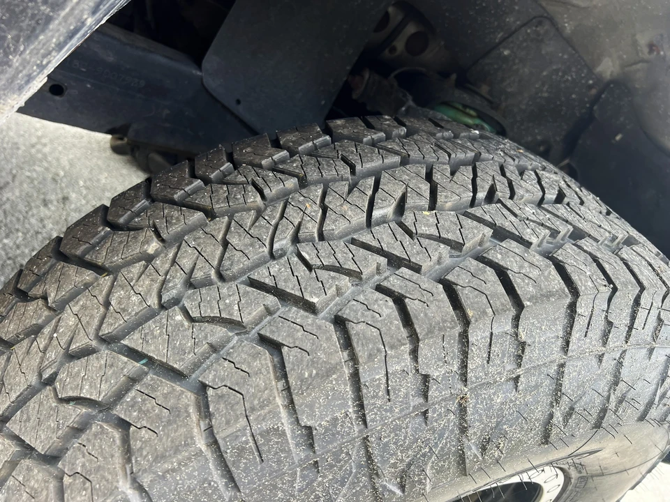 1997 Toyota Hilux 5th Gen - Image 12 of 31