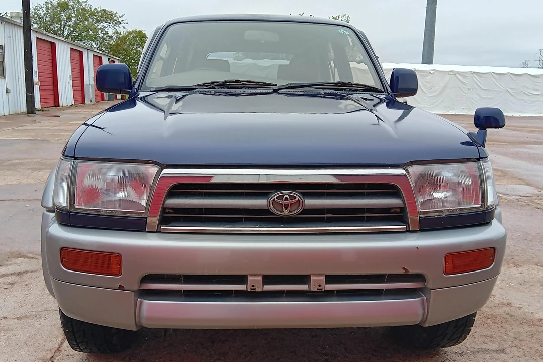 1997 Toyota Hilux 5th Gen - Image 2 of 31