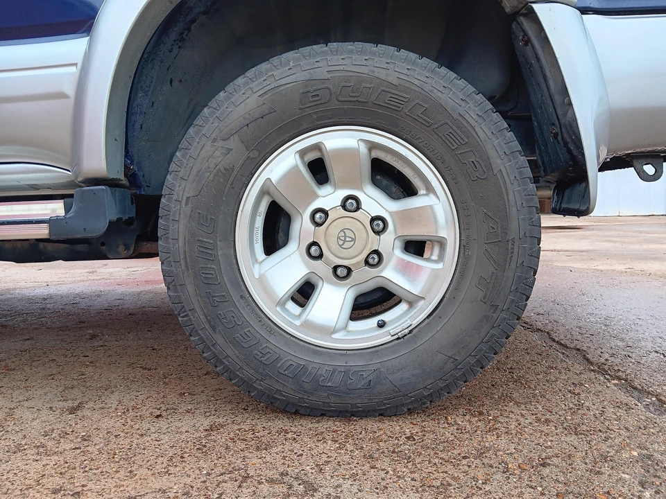 1997 Toyota Hilux 5th Gen - Image 23 of 31