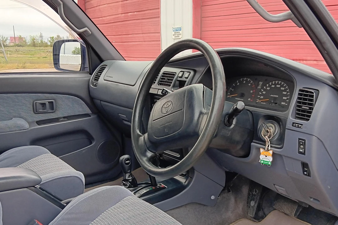 1997 Toyota Hilux 5th Gen - Image 26 of 31
