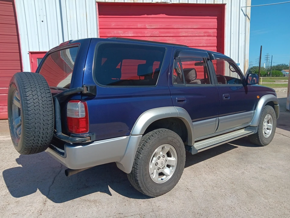 1997 Toyota Hilux 5th Gen - Image 13 of 31