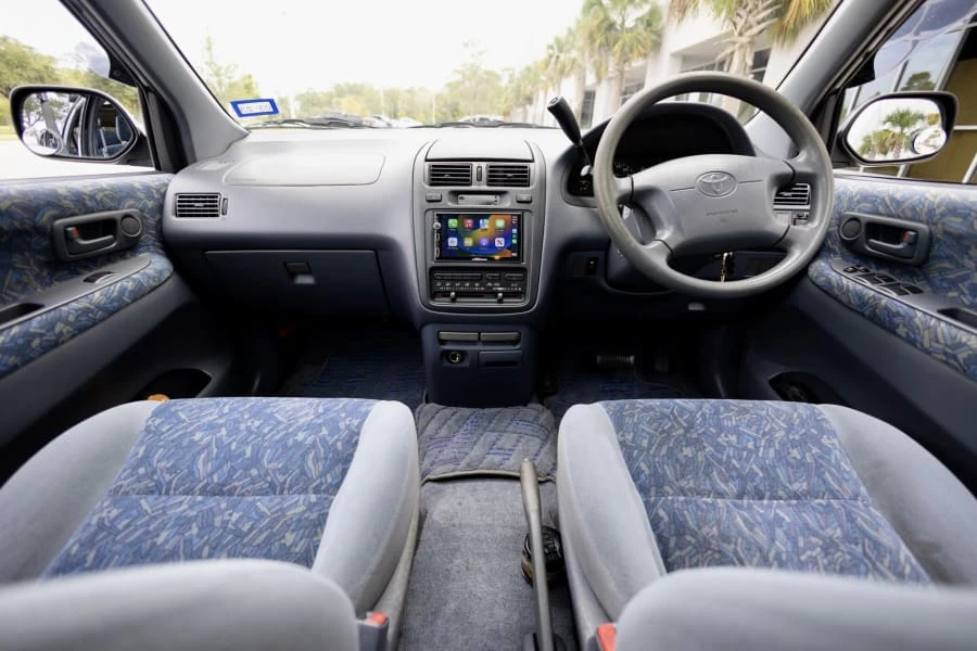 1997 Toyota Previa/Estima - Image 24 of 31