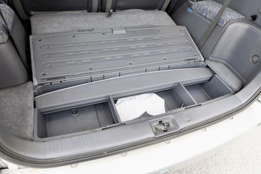 1997 Toyota Previa/Estima - Image 21 of 31