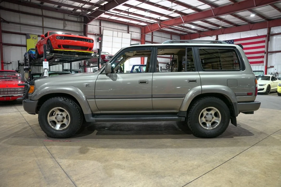 1997 Toyota J80 Land Cruiser - Image 4 of 31