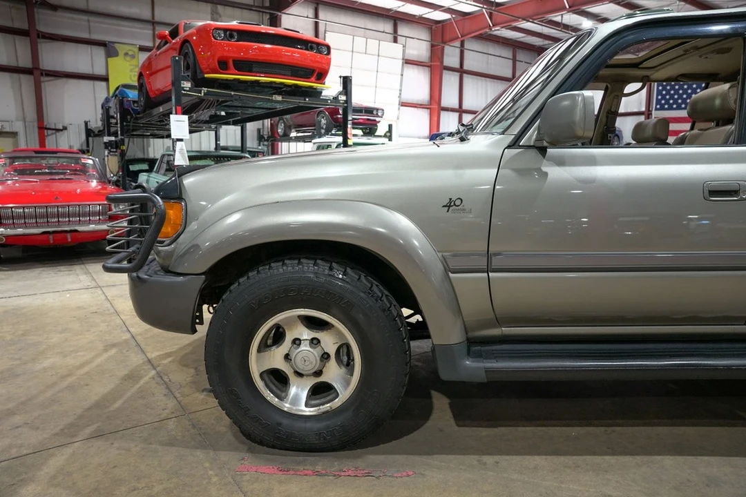 1997 Toyota J80 Land Cruiser - Image 3 of 31
