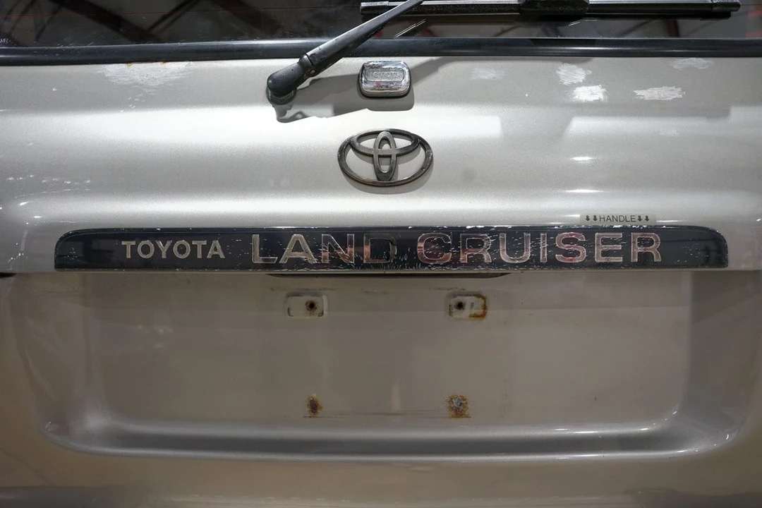 1997 Toyota J80 Land Cruiser - Image 25 of 31
