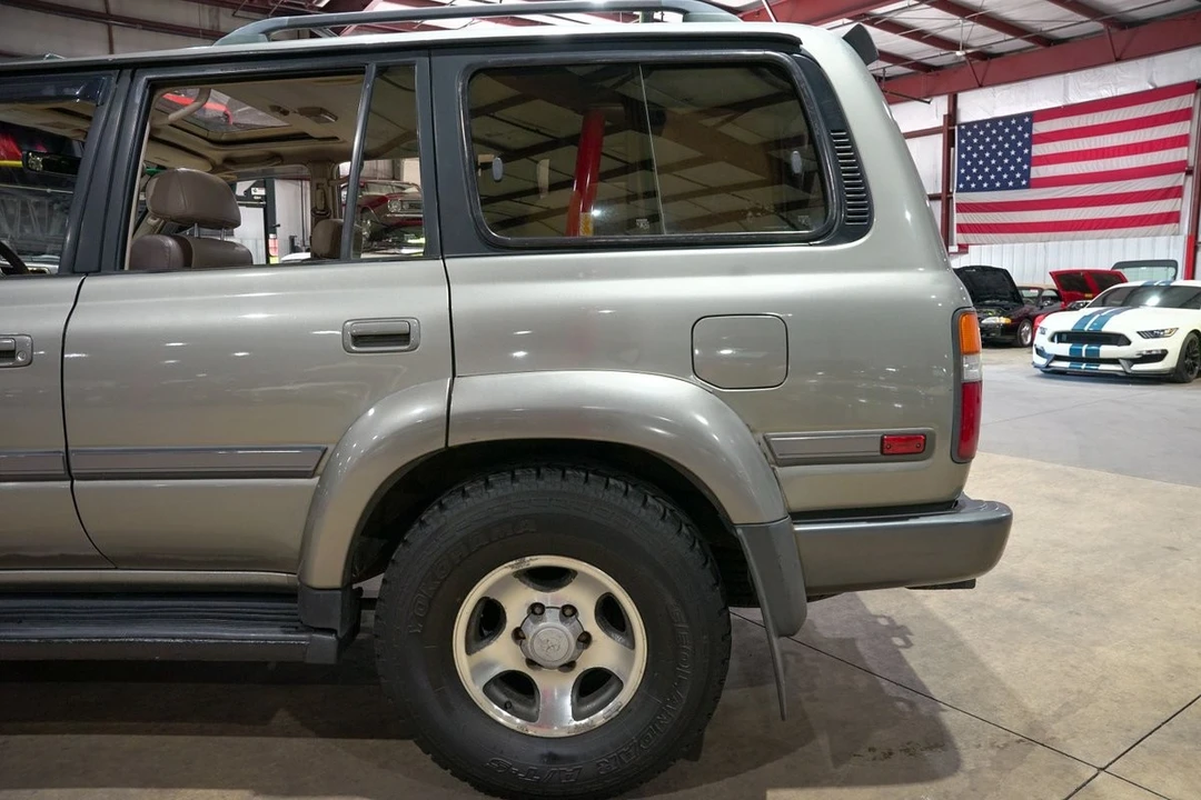 1997 Toyota J80 Land Cruiser - Image 5 of 31