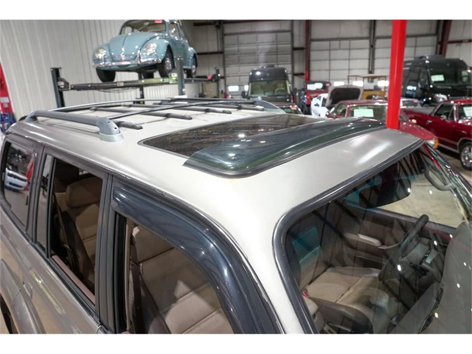 1997 Toyota J80 Land Cruiser - Image 19 of 31
