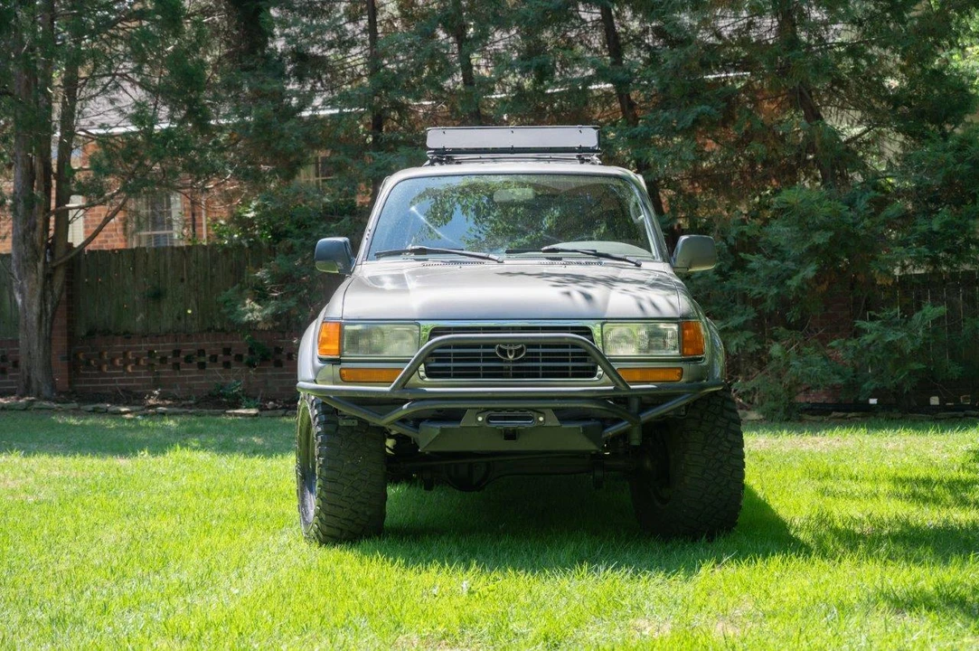 1997 Toyota J80 Land Cruiser - Image 3 of 31