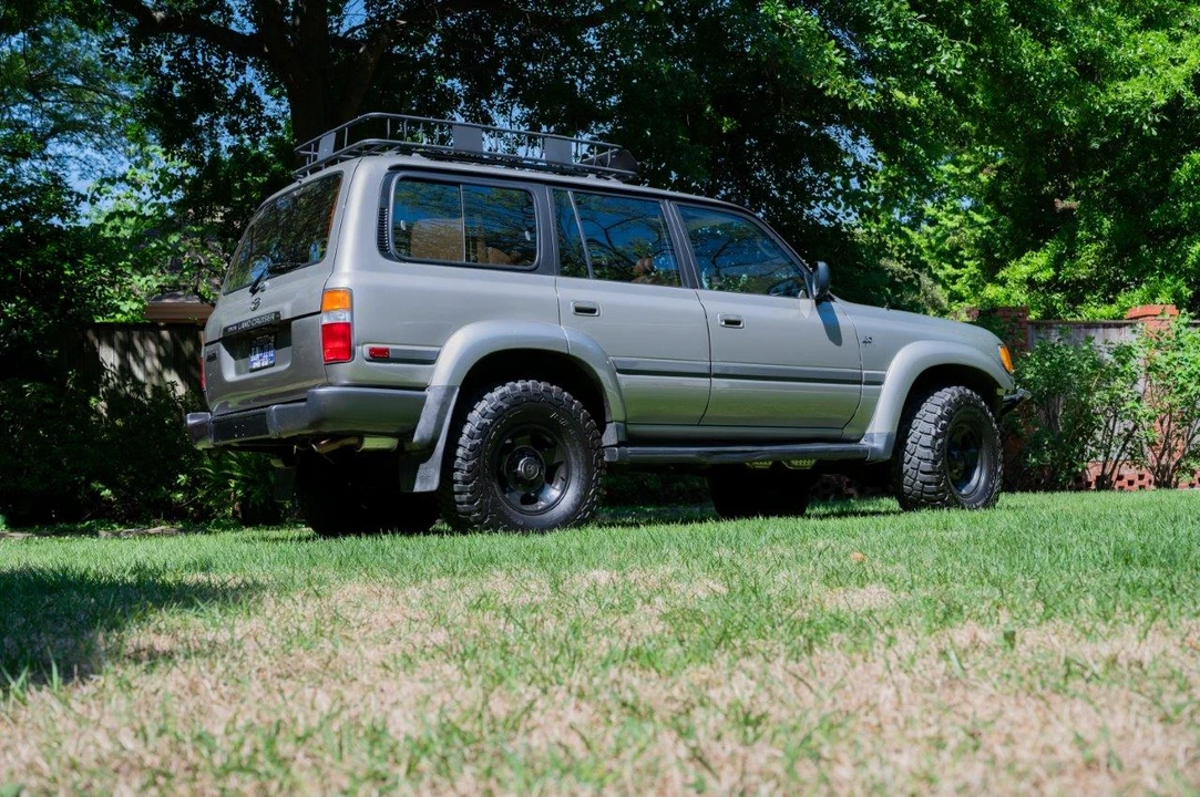 1997 Toyota J80 Land Cruiser - Image 8 of 31
