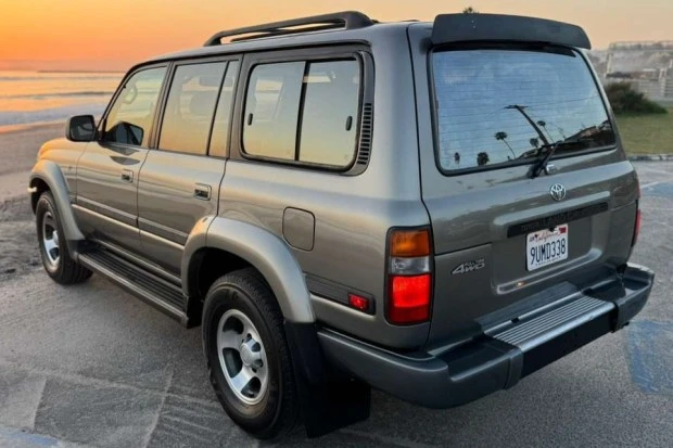 1997 Toyota J80 Land Cruiser - Image 2 of 7