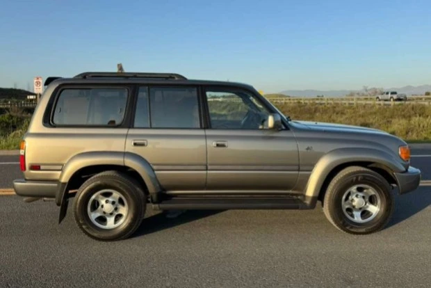 1997 Toyota J80 Land Cruiser - Image 3 of 7