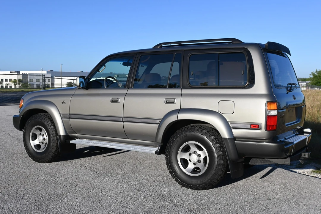 1997 Toyota J80 Land Cruiser - Image 25 of 31
