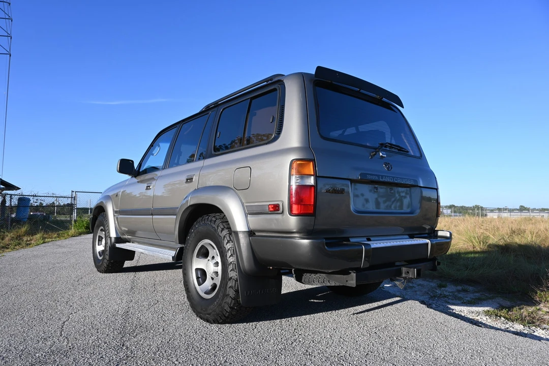 1997 Toyota J80 Land Cruiser - Image 27 of 31