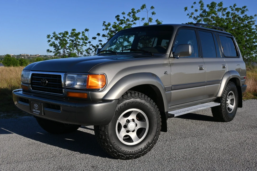 1997 Toyota J80 Land Cruiser - Image 14 of 31