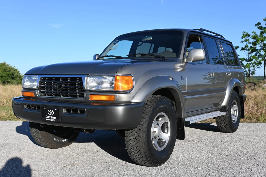 1997 Toyota J80 Land Cruiser - Image 9 of 31
