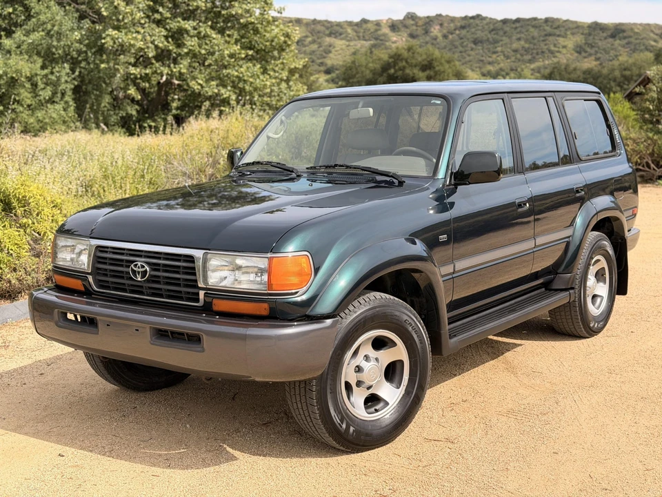 1997 Toyota J80 Land Cruiser - Image 13 of 31