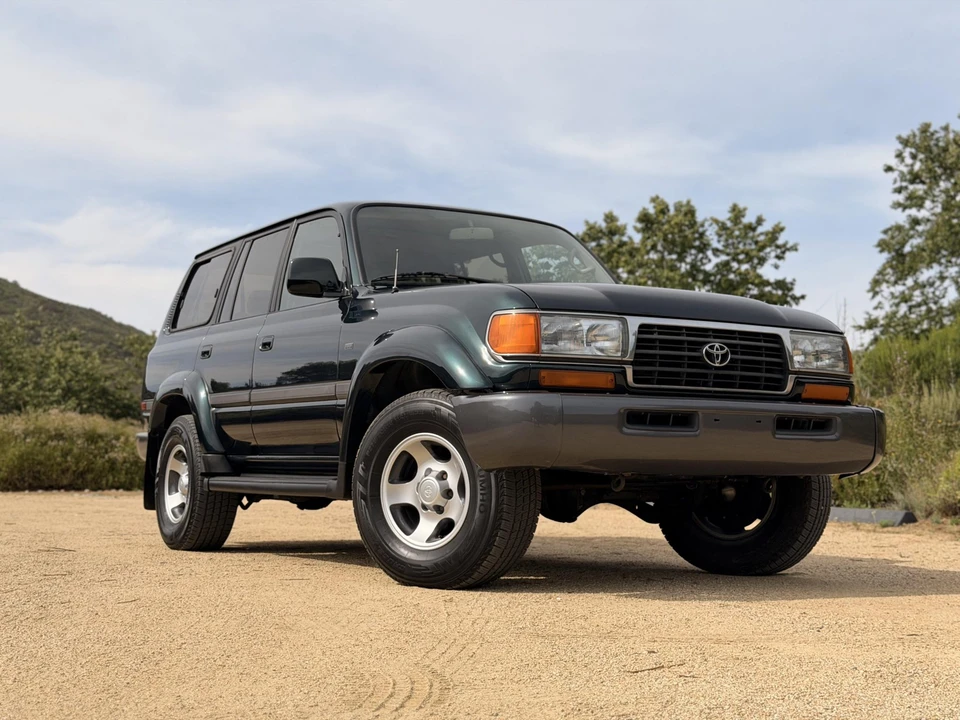 1997 Toyota J80 Land Cruiser - Image 2 of 31