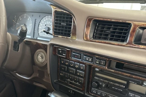 1997 Toyota J80 Land Cruiser - Image 5 of 7