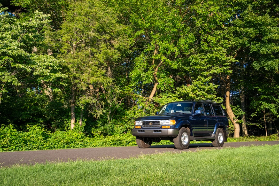 1997 Toyota J80 Land Cruiser - Image 11 of 31