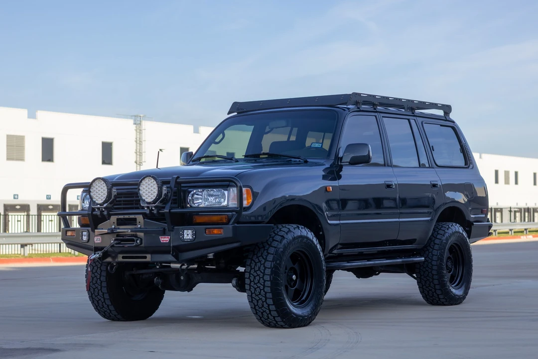 1997 Toyota J80 Land Cruiser - Image 2 of 31