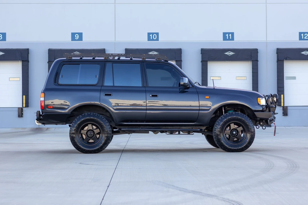 1997 Toyota J80 Land Cruiser - Image 12 of 31