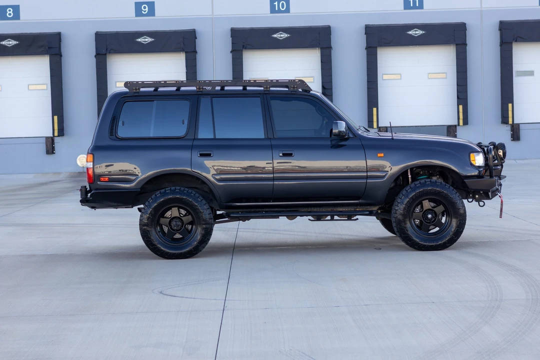 1997 Toyota J80 Land Cruiser - Image 13 of 31