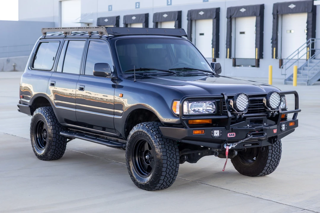 1997 Toyota J80 Land Cruiser - Image 9 of 31