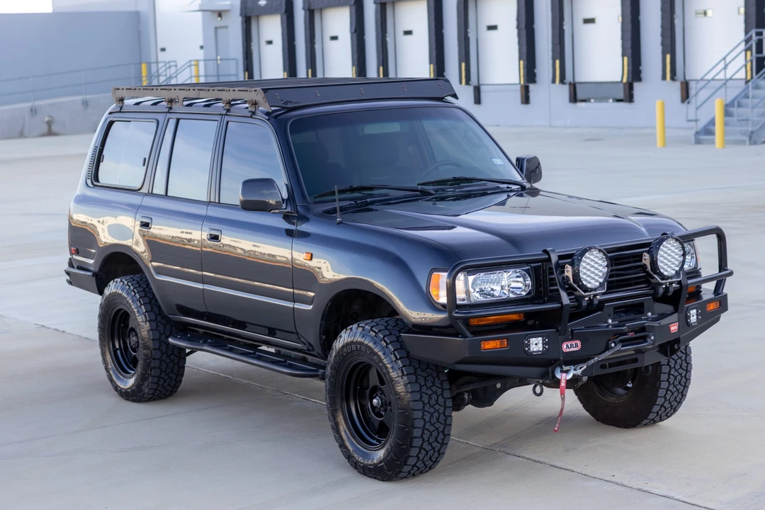 1997 Toyota J80 Land Cruiser - Image 10 of 31