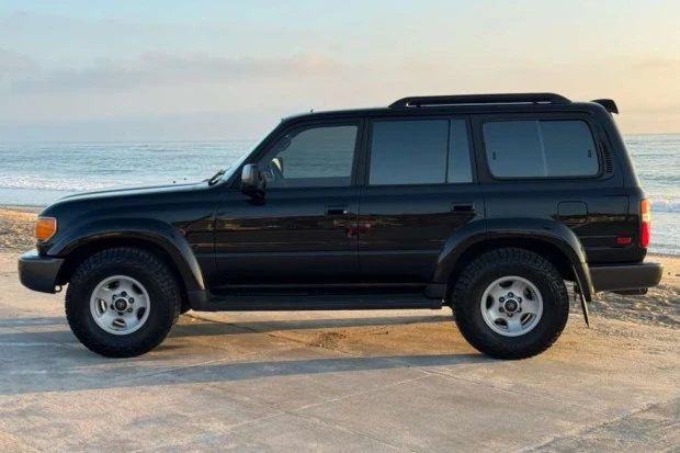 1997 Toyota J80 Land Cruiser - Image 3 of 7