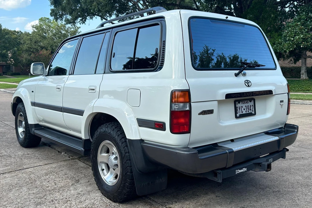 1997 Toyota J80 Land Cruiser - Image 4 of 31